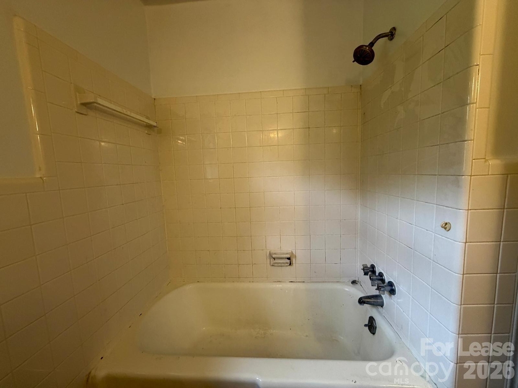 3720 S Providence Road - Photo 14