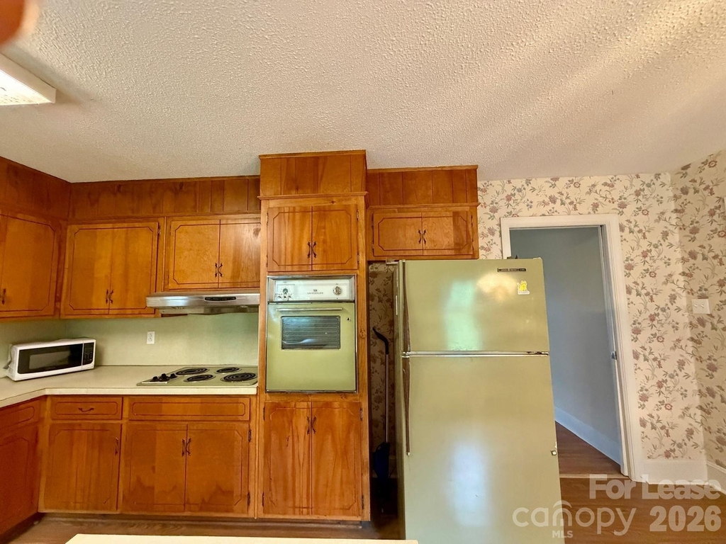 3720 S Providence Road - Photo 8