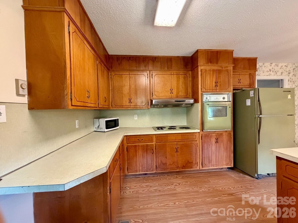 3720 S Providence Road - Photo 4