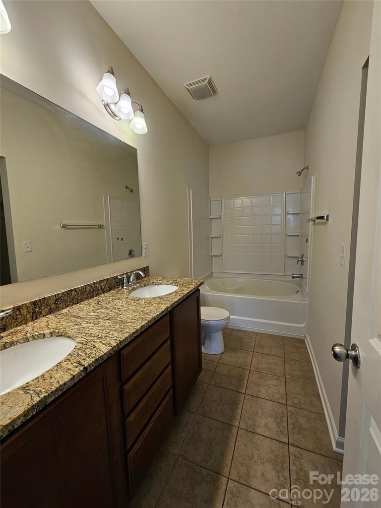 2824 Hopeton Court - Photo 10