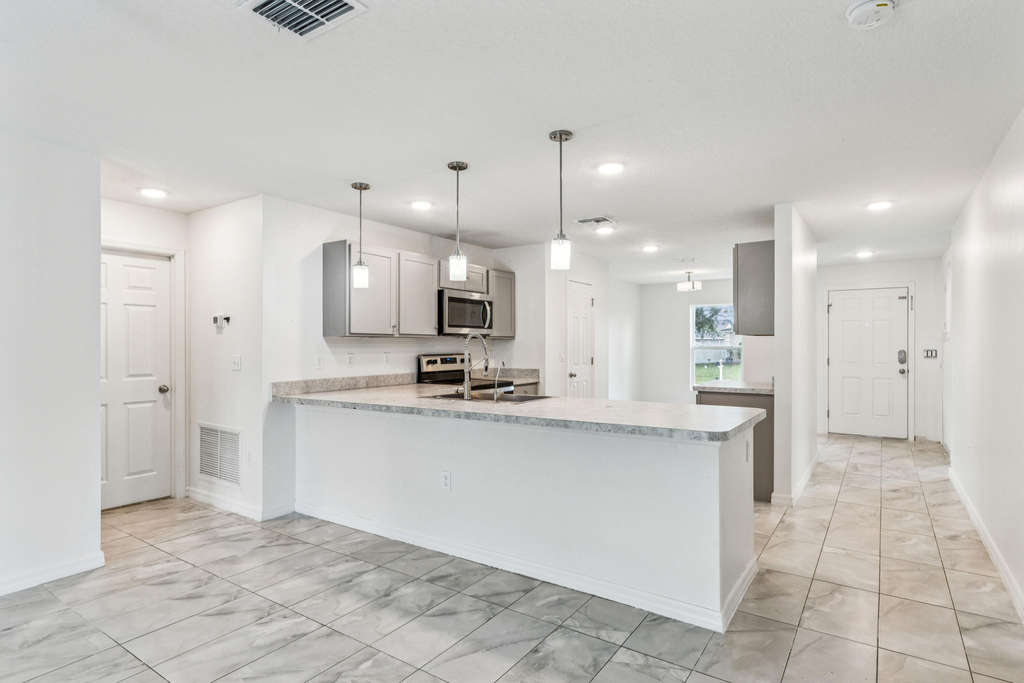 766 Se Academy Lane - Photo 13