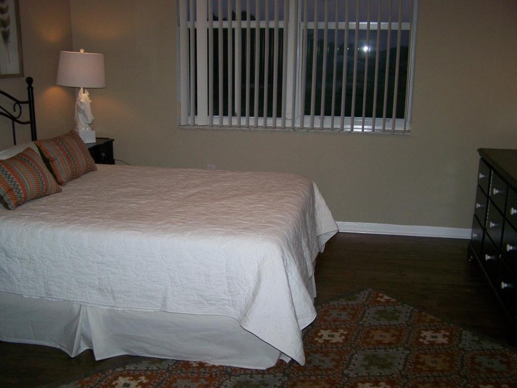 2100 Greenview Shores Boulevard - Photo 17