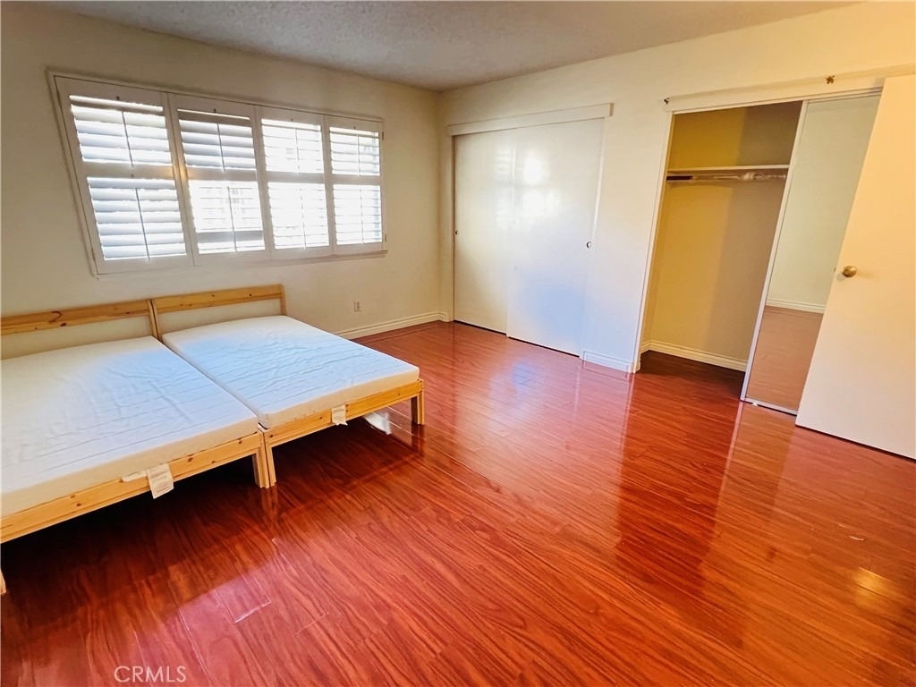 471 West Duarte Rd - Photo 8