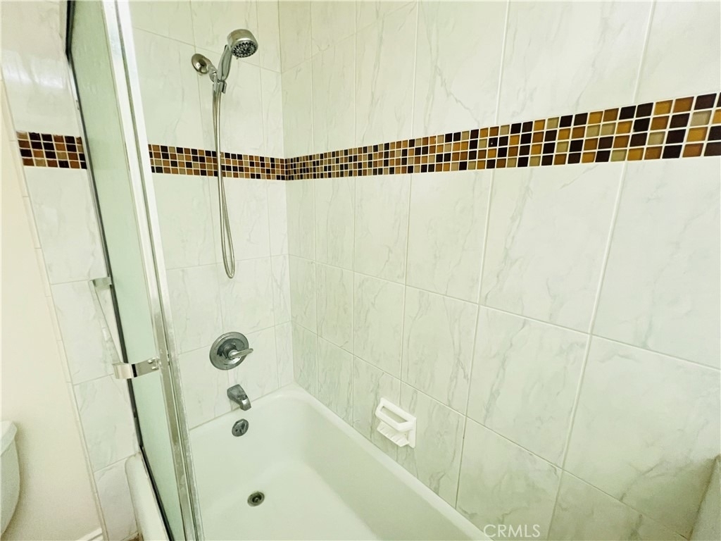 471 West Duarte Rd - Photo 14