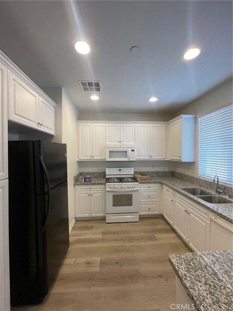 8650 Cava Drive - Photo 1