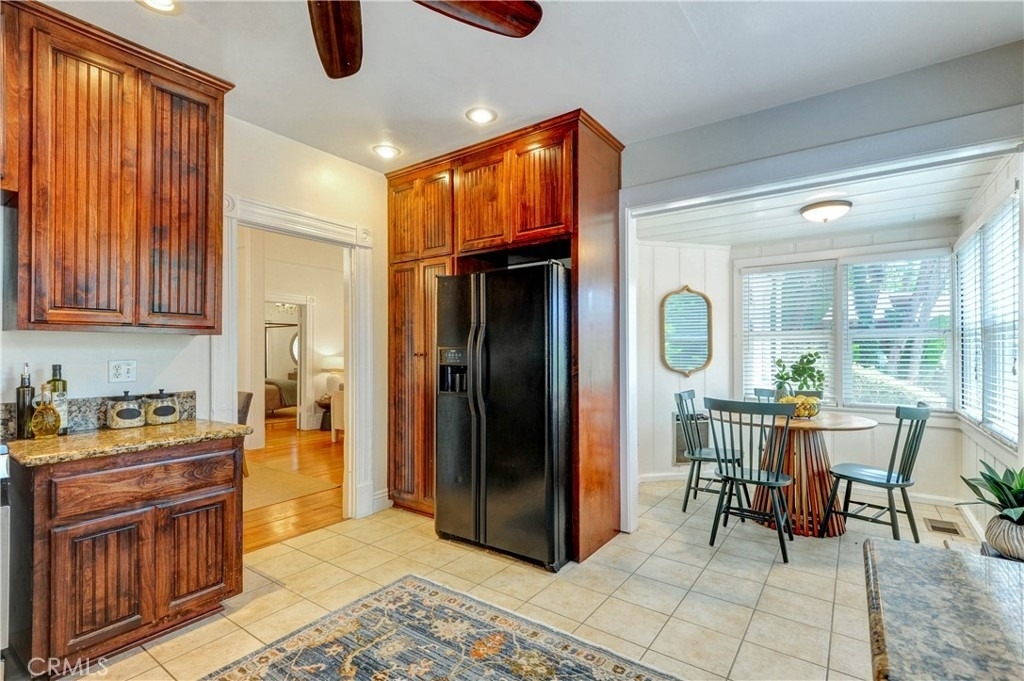 703 Manzanita Avenue - Photo 24