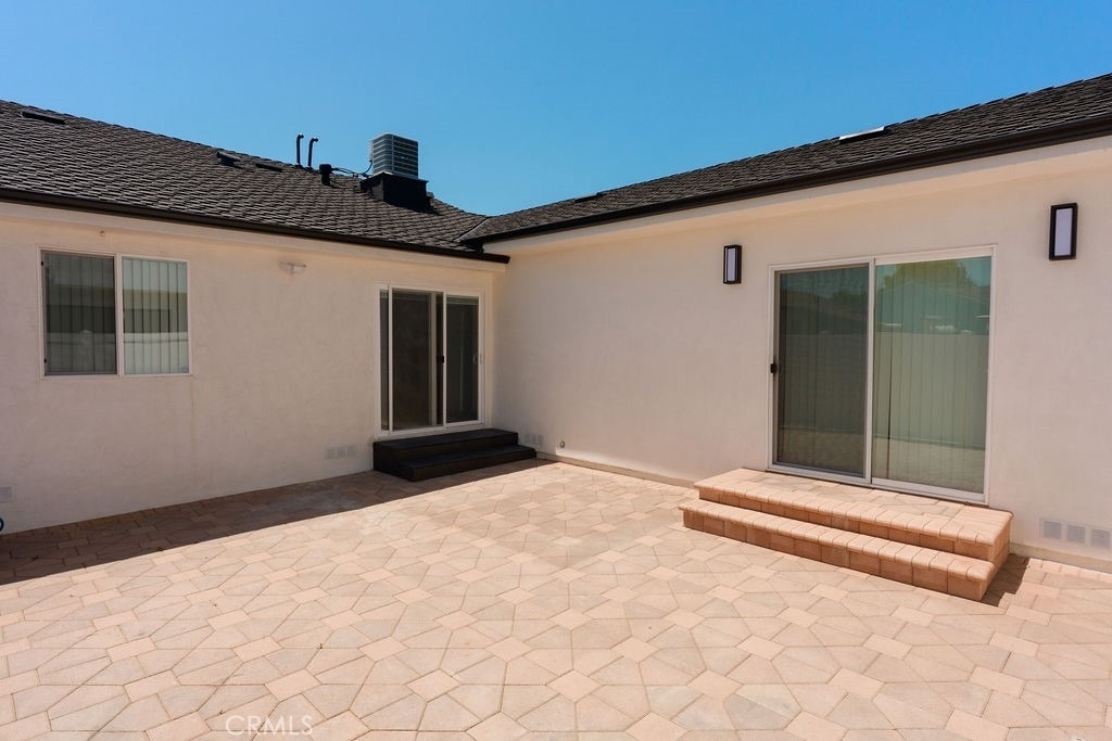 14605 Wyandotte - Photo 49
