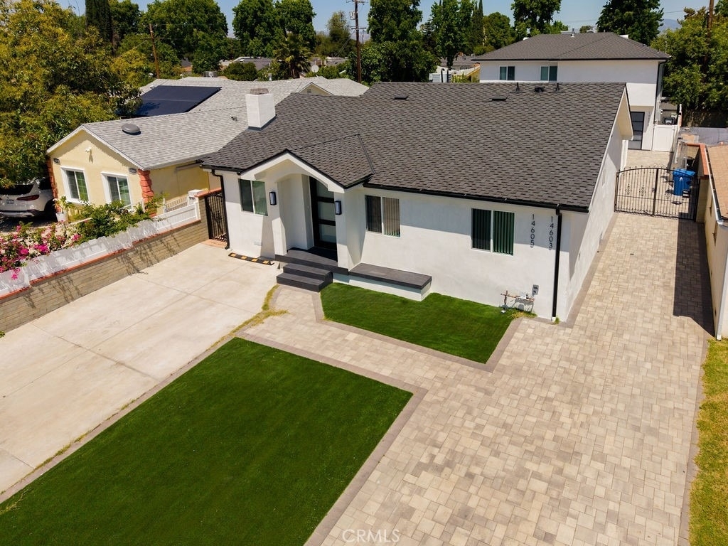 14605 Wyandotte - Photo 3