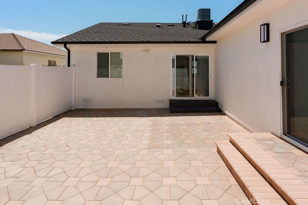 14605 Wyandotte - Photo 50