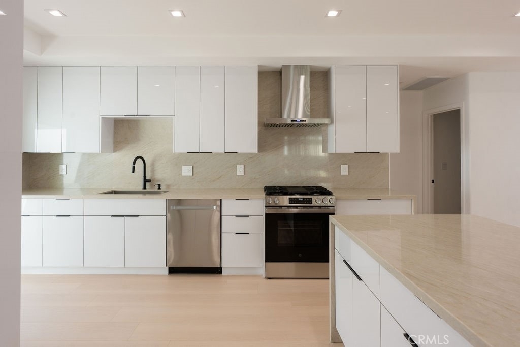 14605 Wyandotte - Photo 8