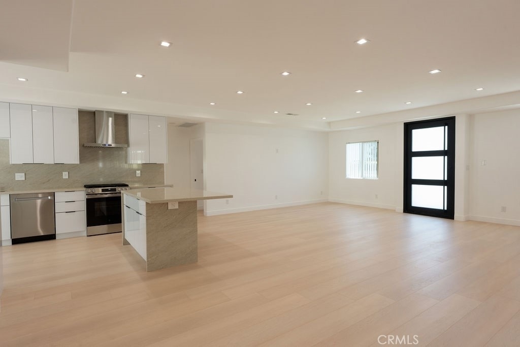 14605 Wyandotte - Photo 39