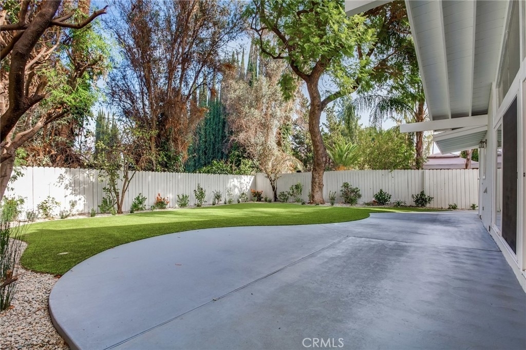 16231 Moorpark Street - Photo 24
