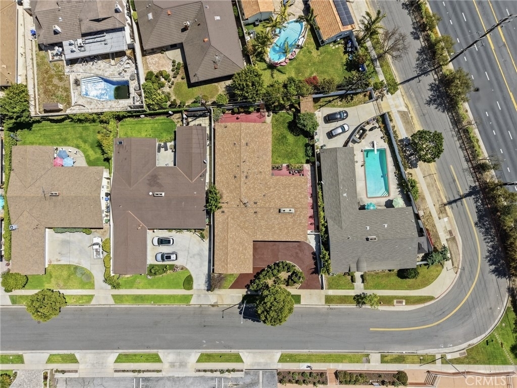 6732 Wooster Avenue - Photo 42