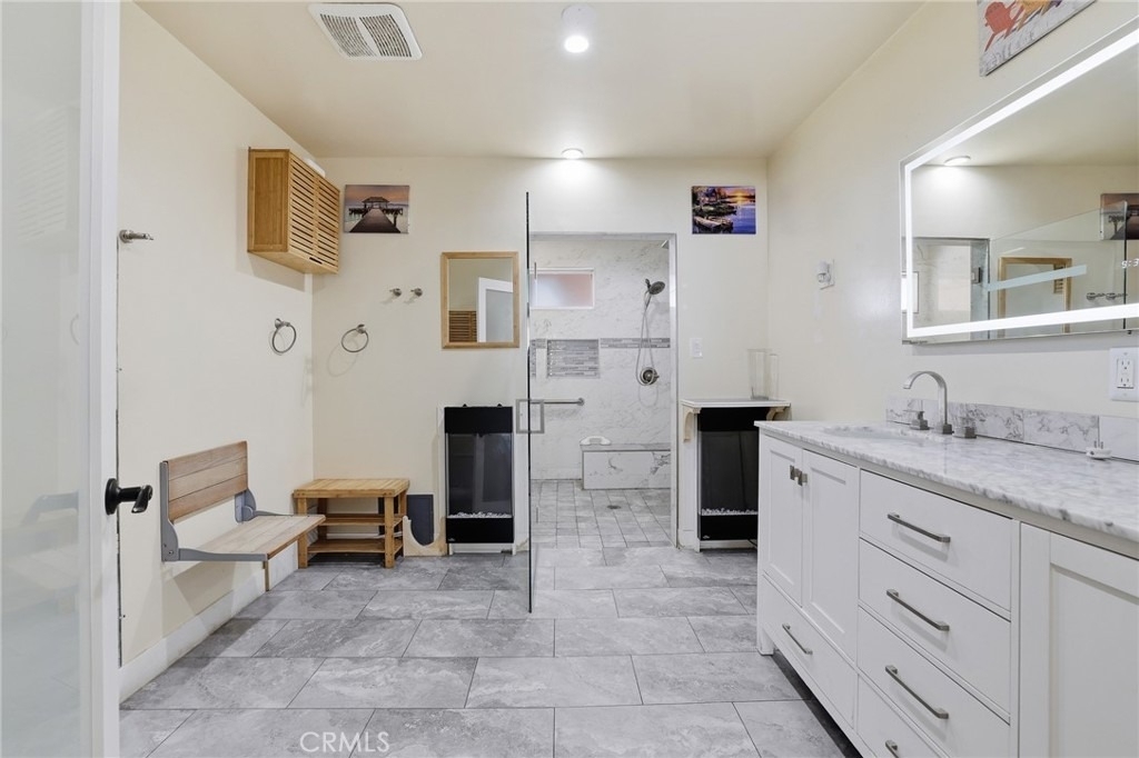 6732 Wooster Avenue - Photo 24