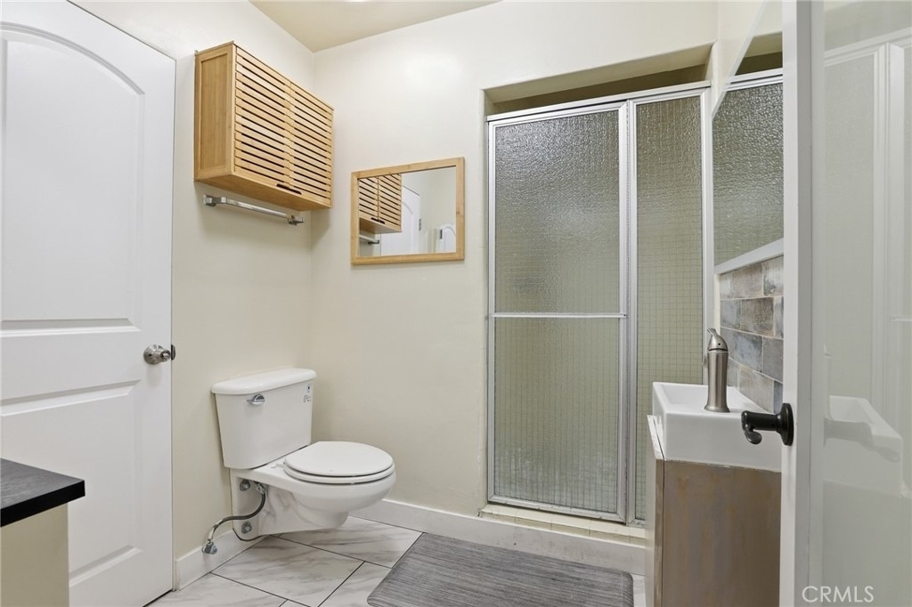 6732 Wooster Avenue - Photo 25