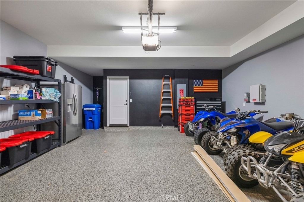 212 Red Brick - Photo 1