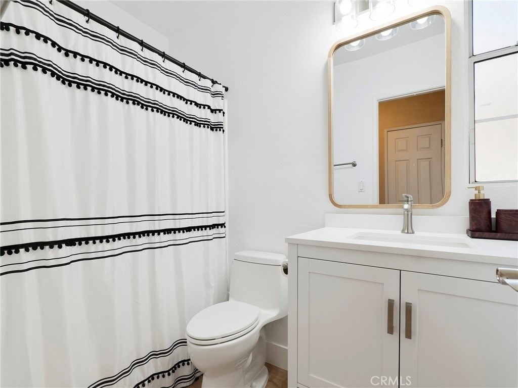 10018 Cozycroft Avenue - Photo 20