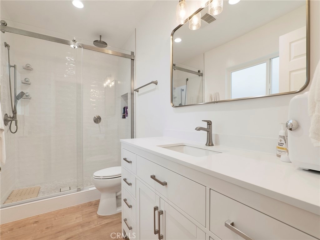 10018 Cozycroft Avenue - Photo 16
