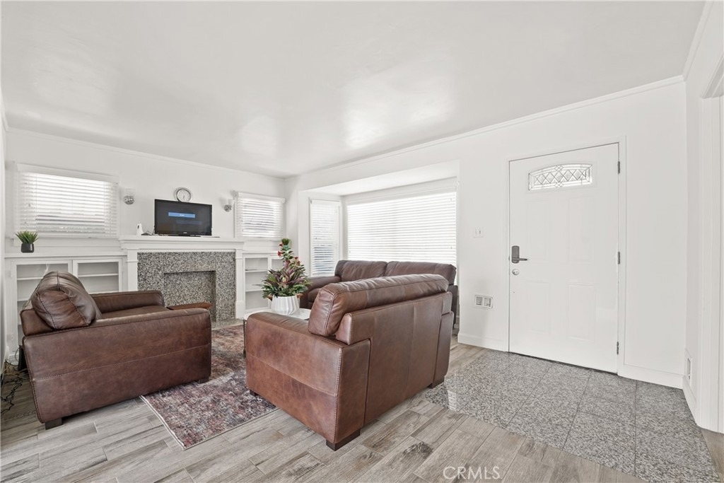 5324 8th Avenue - Photo 2