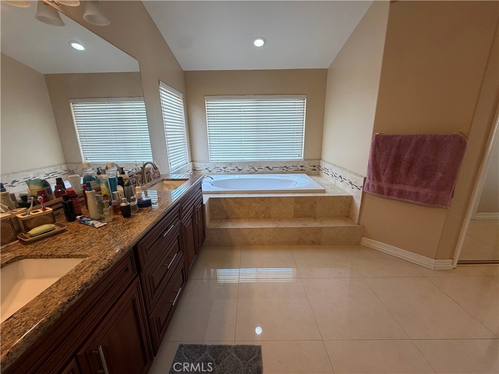 19823 Mariposa Pines - Photo 22