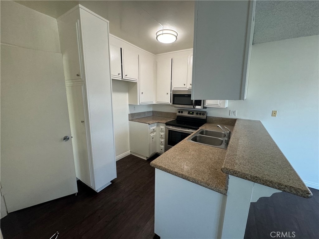 3649 Emerald Street - Photo 16