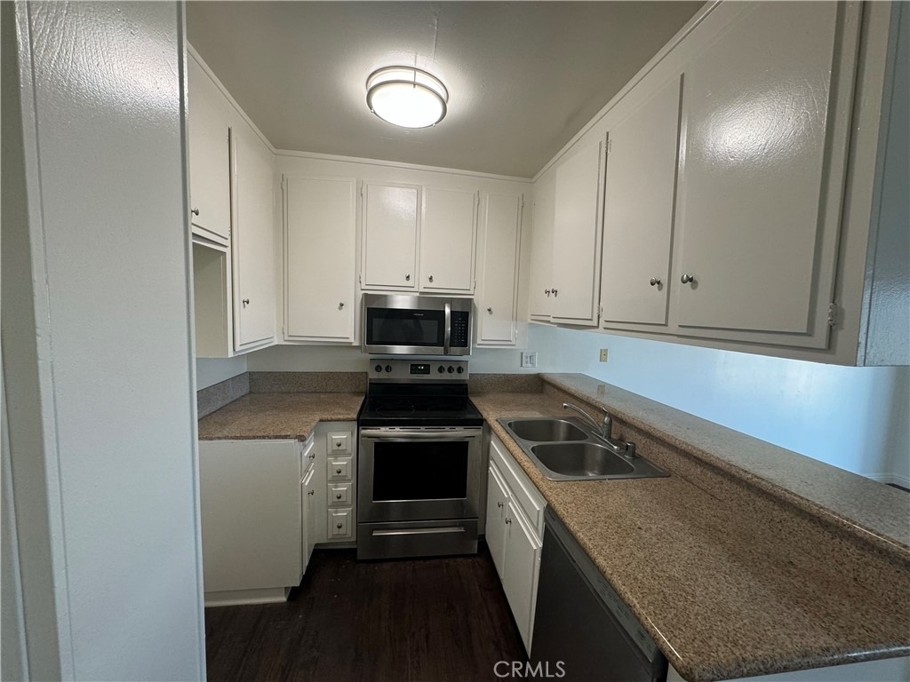 3649 Emerald Street - Photo 15
