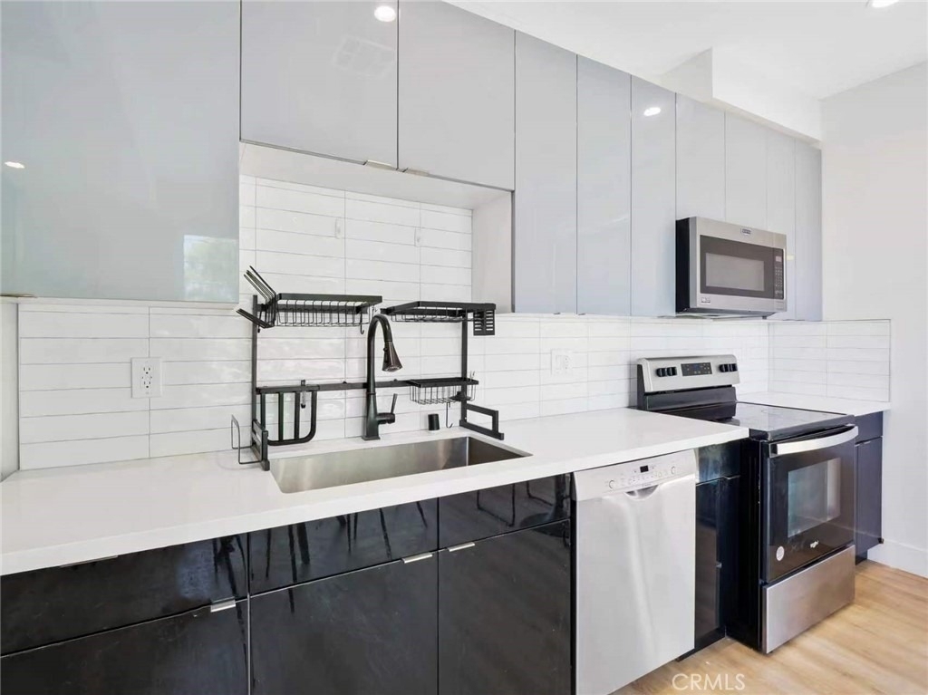 3105 W Normandie Avenue - Photo 4