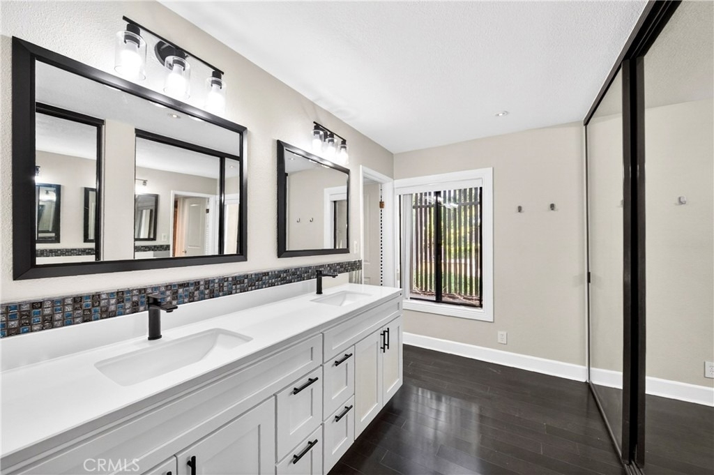 9 Madrona - Photo 2