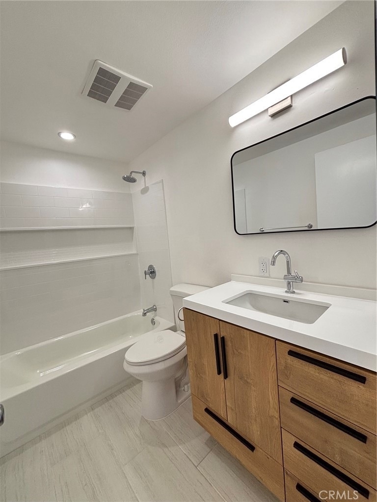 4646 Larwin Avenue - Photo 6