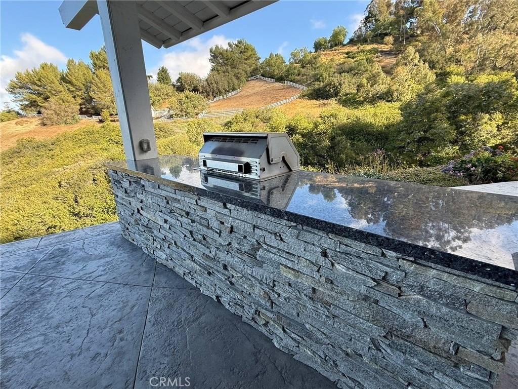 7 Southfield Drive - Photo 9