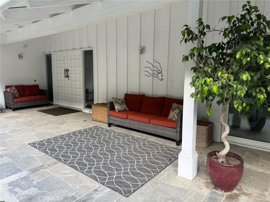 7 Southfield Drive - Photo 1