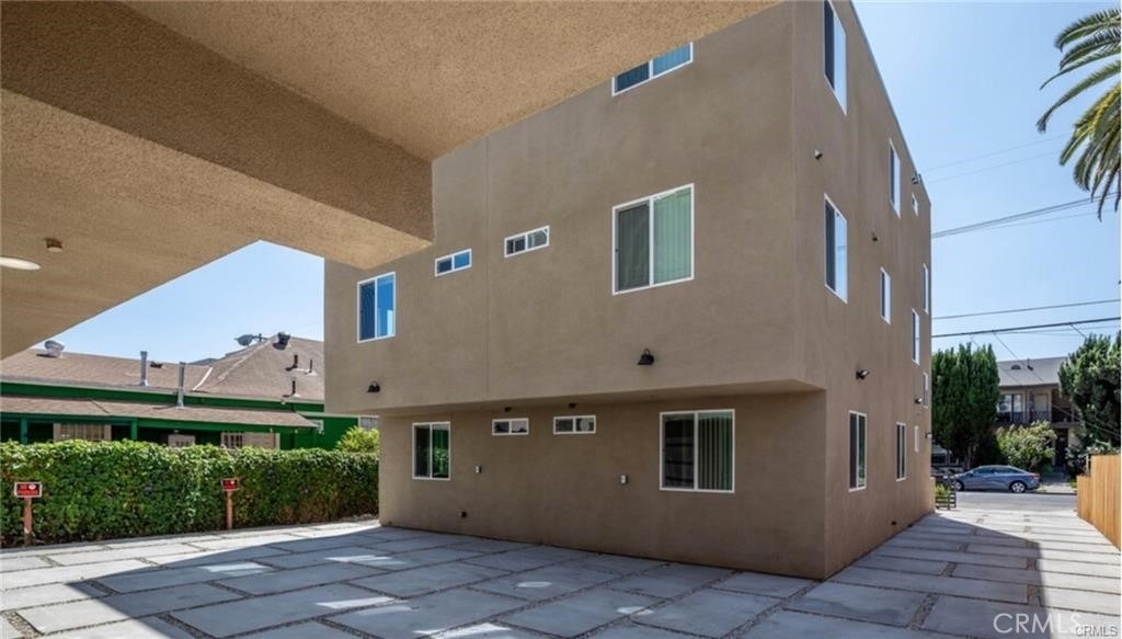 1822 S Orchard Avenue - Photo 2