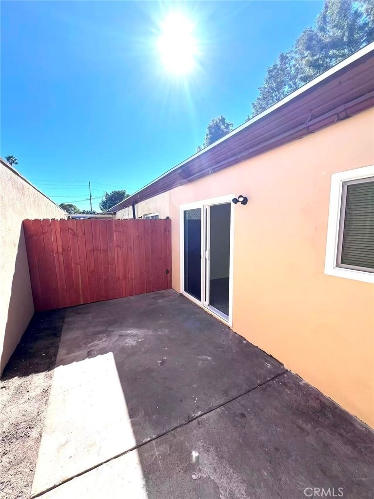 4109 W 5th - Photo 2