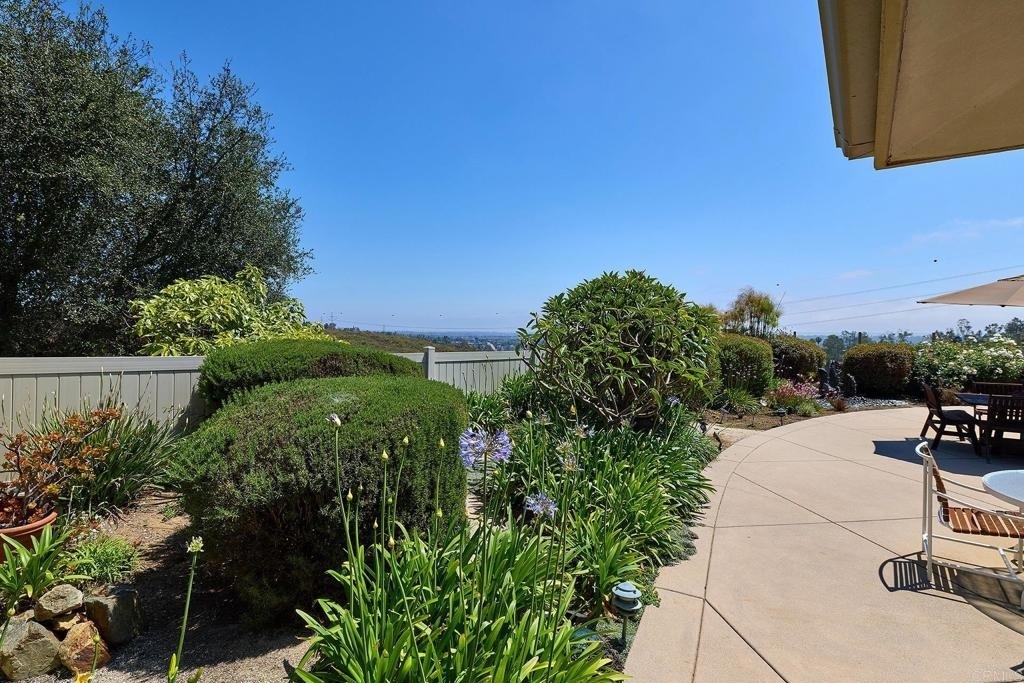 7118 El Fuerte Street - Photo 14