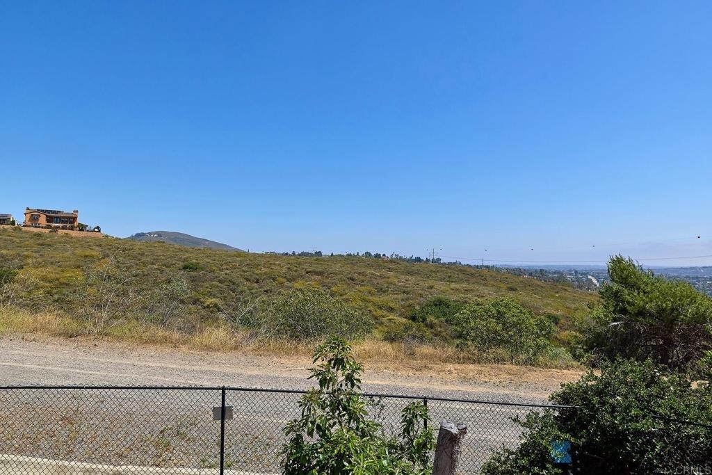 7118 El Fuerte Street - Photo 15