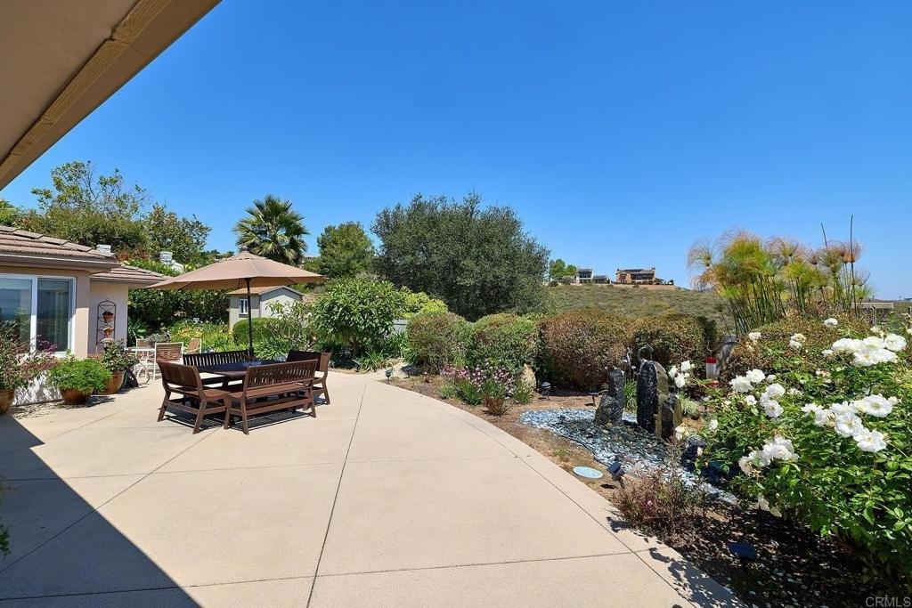 7118 El Fuerte Street - Photo 8