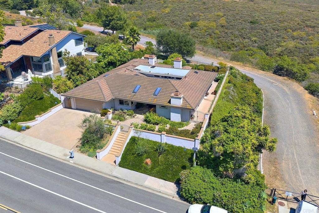 7118 El Fuerte Street - Photo 35