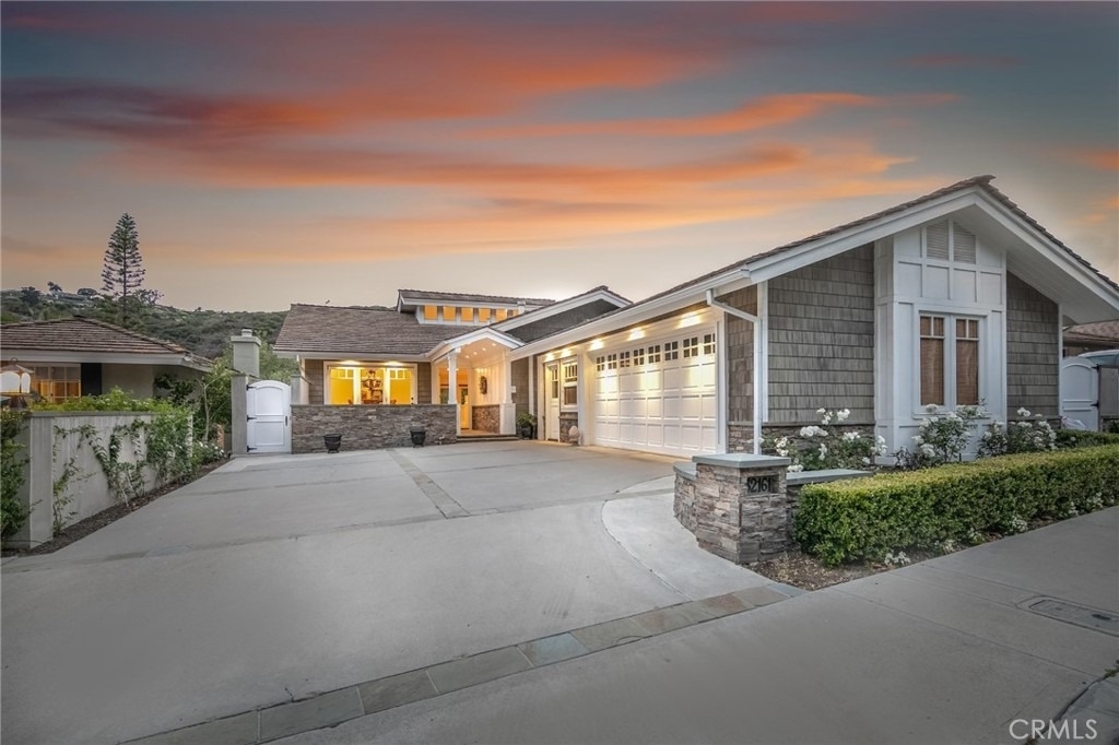 32161 E Nine Drive - Photo 0