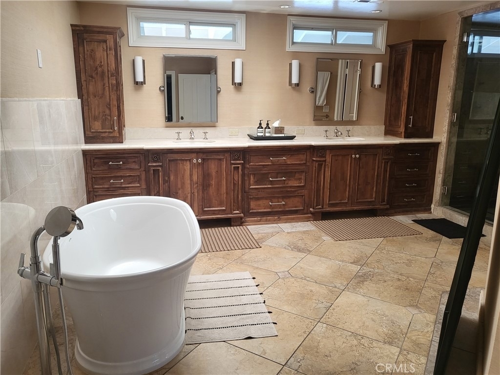 32161 E Nine Drive - Photo 18