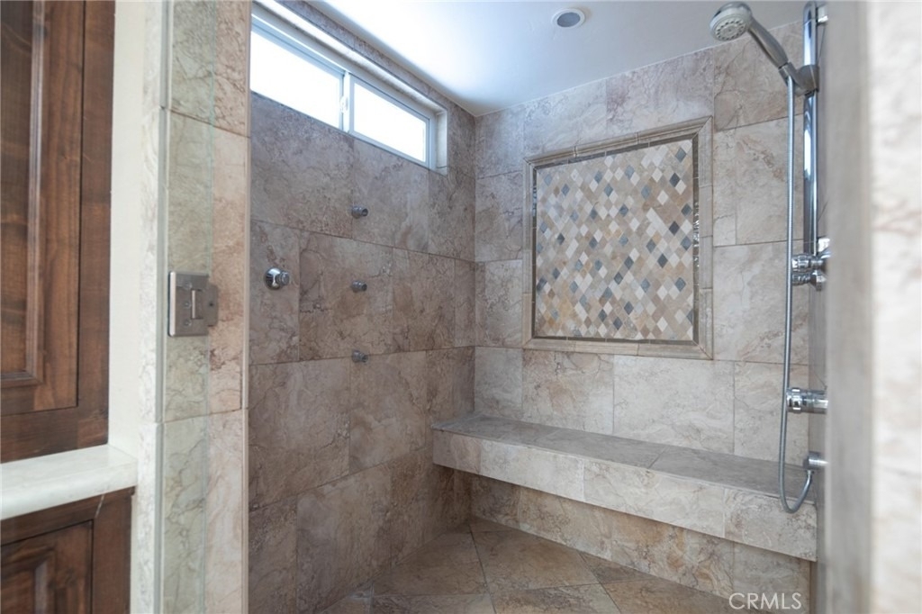 32161 E Nine Drive - Photo 19