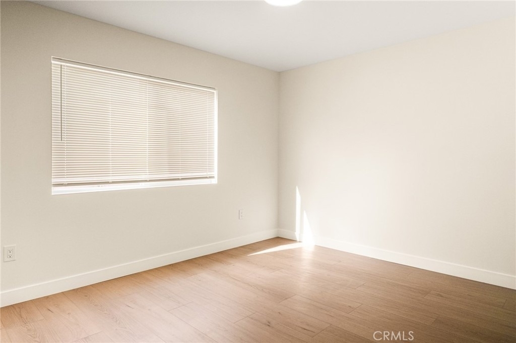 11920 Laurel - Photo 13