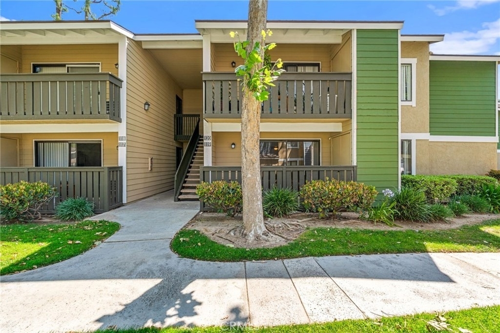 3535 Banbury - Photo 1