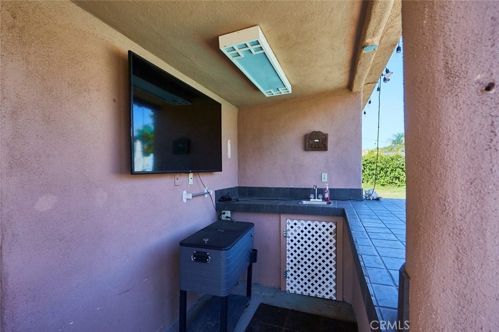 3931 Atlantic - Photo 28
