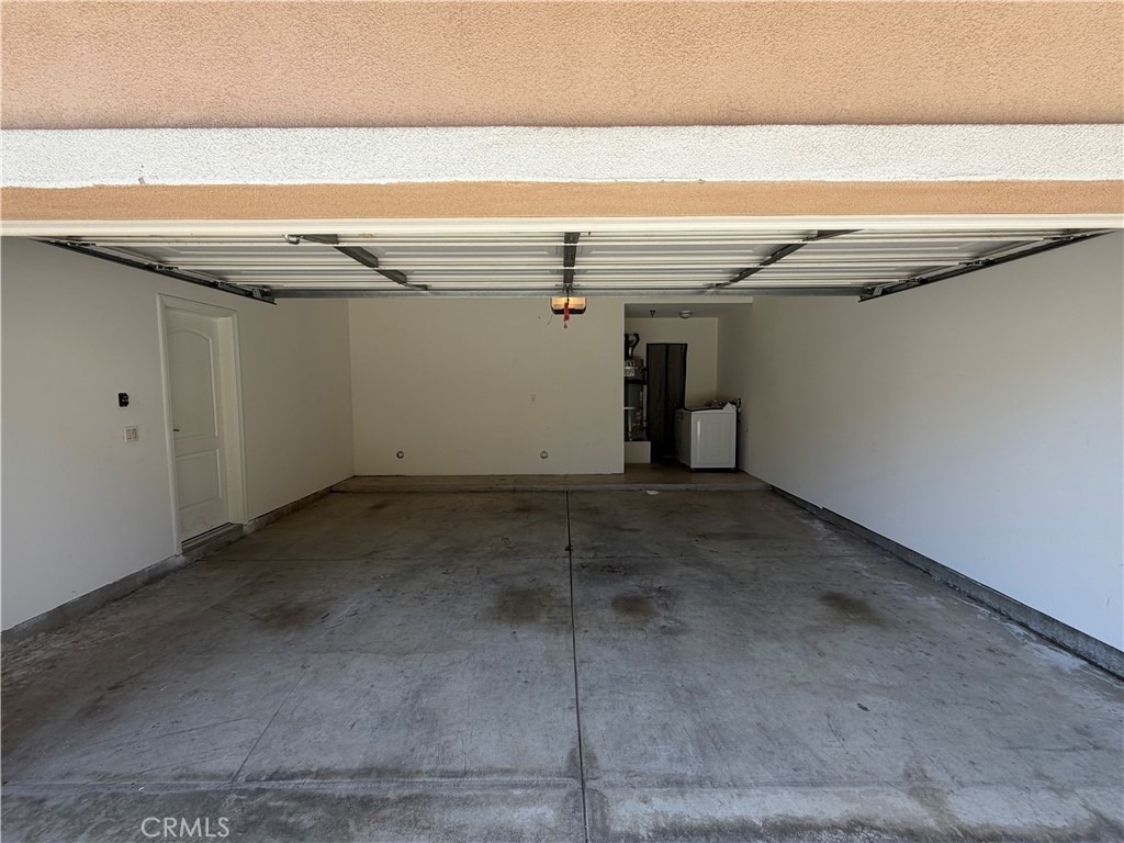 1927 Strathmore Avenue - Photo 24
