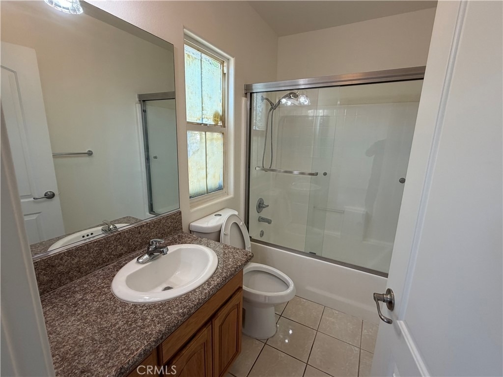 1927 Strathmore Avenue - Photo 5