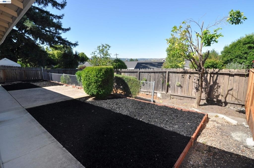 9127 Tangerine St - Photo 13