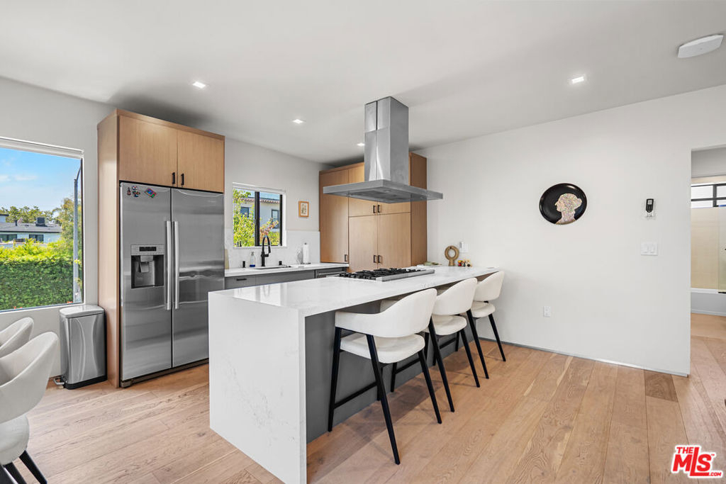 838 N Mansfield Avenue - Photo 10