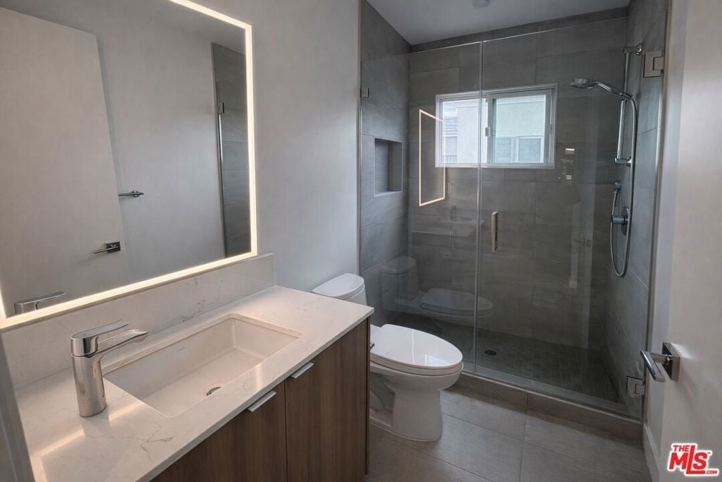 1433 Euclid Street - Photo 4
