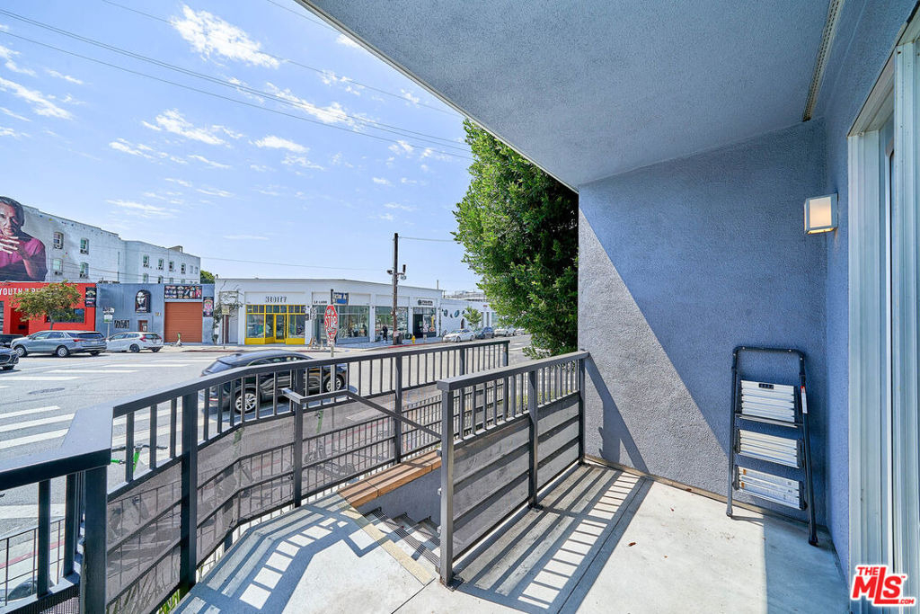 629 Traction Avenue - Photo 31