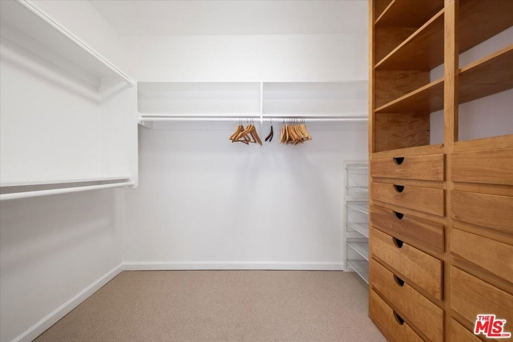 1528 Rising Glen Road - Photo 12